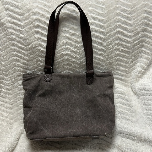 Super cute BELLA TAYLOR SHOULDER BAG, Gray Canvas, Leather Trim - Picture 3 of 11
